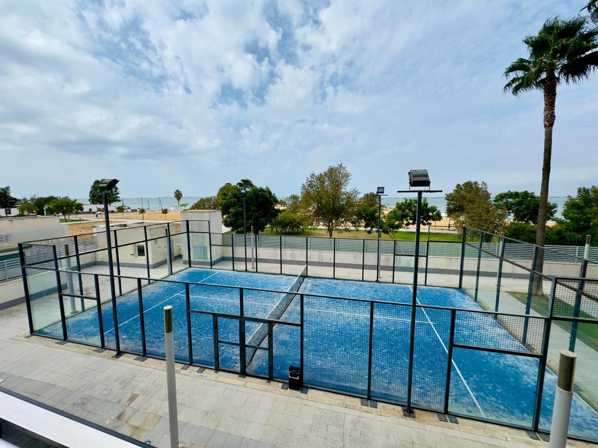 Bahia Azul Suites, Piscina & Padel Сан Фернандо Экстерьер фото