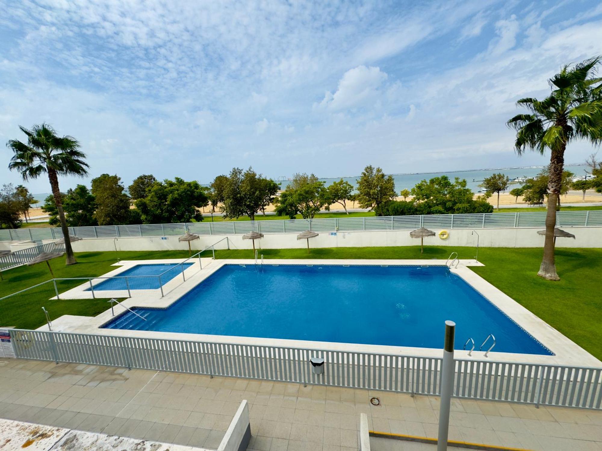 Bahia Azul Suites, Piscina & Padel Сан Фернандо Экстерьер фото